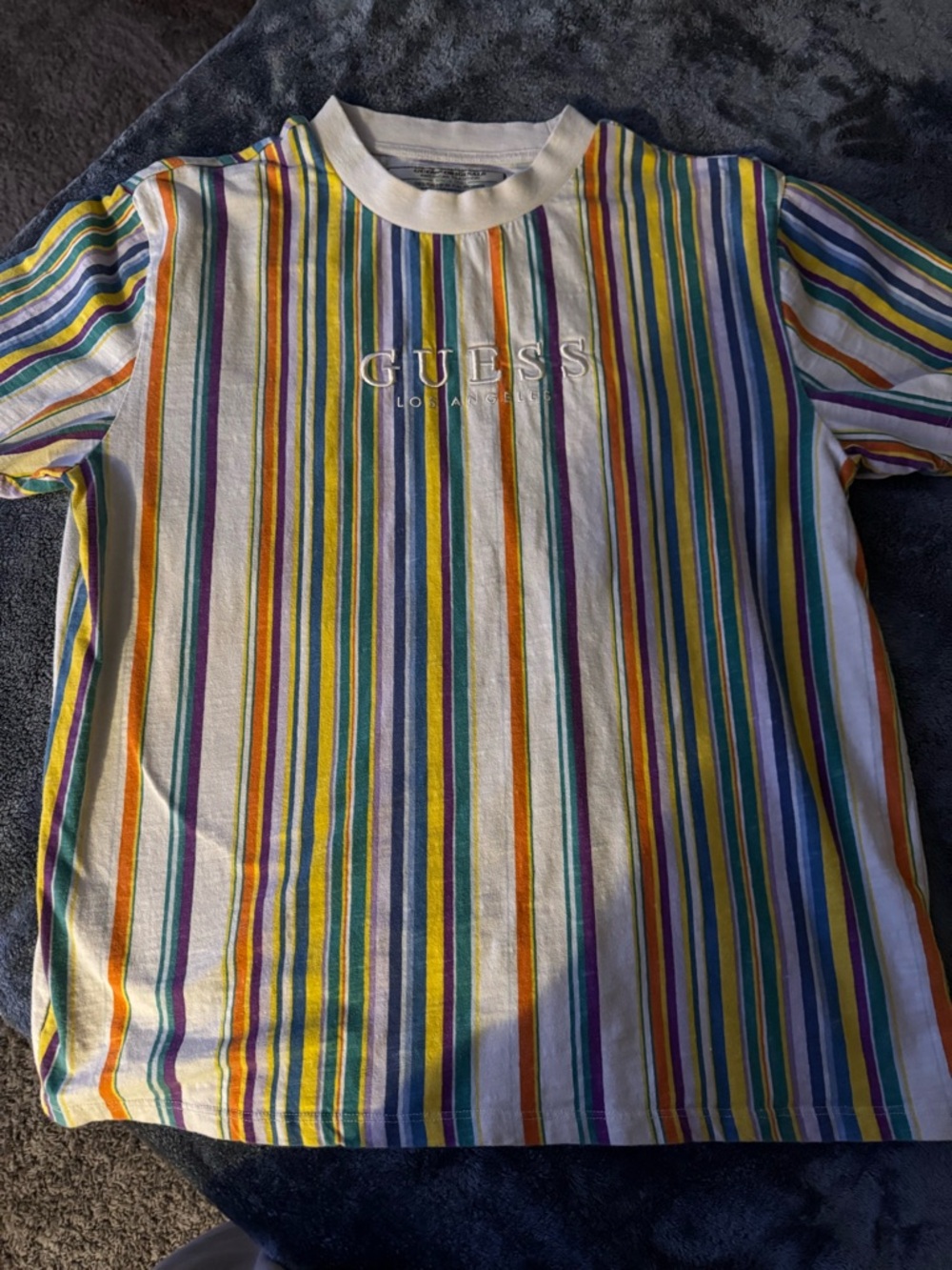 GUESS mens Multicolor Striped Short Sleeve Tee